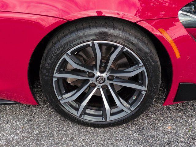 Used 2022 Toyota Supra w/ Safety & Technology Package RWD image 10