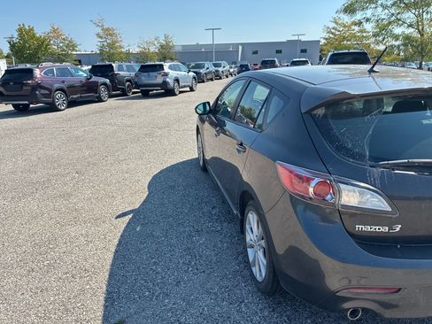 Used 2011 MAZDA MAZDA3 s Sport FWD image 19