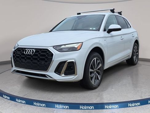 Used 2023 Audi Q5 2.0T Premium w/ Convenience Package AWD/4WD image 1