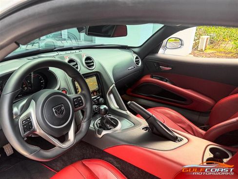 Used 2017 Dodge Viper GTS RWD image 14
