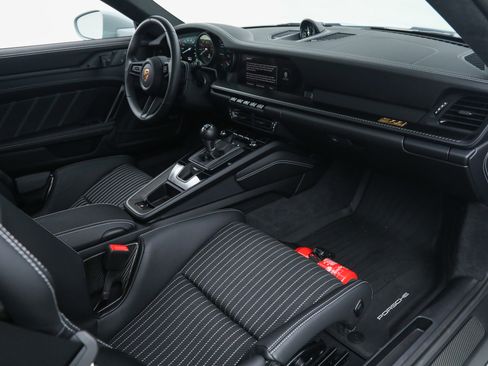 Used 2024 Porsche 911 GT3 RS RWD image 16