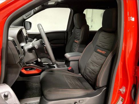 Used 2025 Nissan Frontier PRO-4X image 31