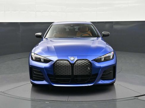 New 2026 BMW i4 eDrive40 w/ M Sport Package RWD image 2