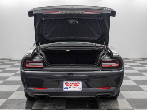 Used 2015 Dodge Challenger SRT Hellcat image 34