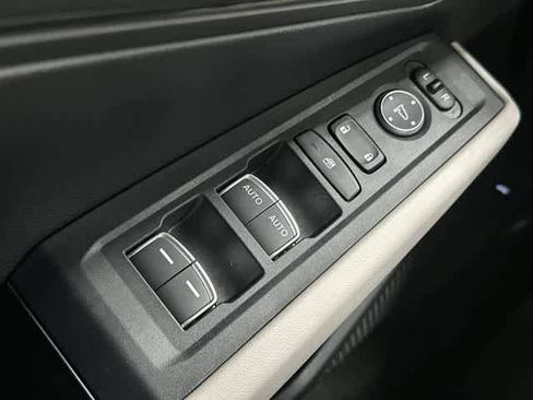 Certified 2025 Honda Accord LX image 19