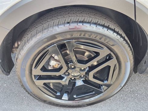 Used 2024 Kia Telluride SX Prestige X-Line AWD/4WD image 9
