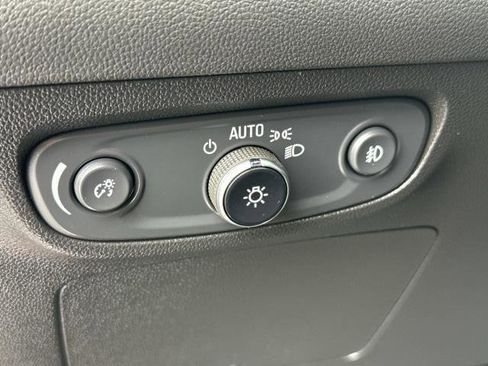 Used 2023 Buick Encore GX Preferred w/ Cold Weather Comfort Package FWD image 10