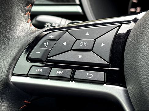 Certified 2024 Nissan Altima 2.5 SR w/ SR Premium Package image 15