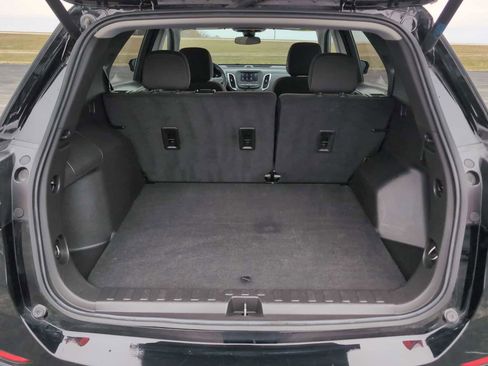 Used 2024 Chevrolet Equinox LT image 24