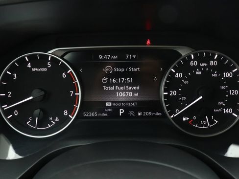 Used 2024 Nissan Rogue SV AWD/4WD image 27