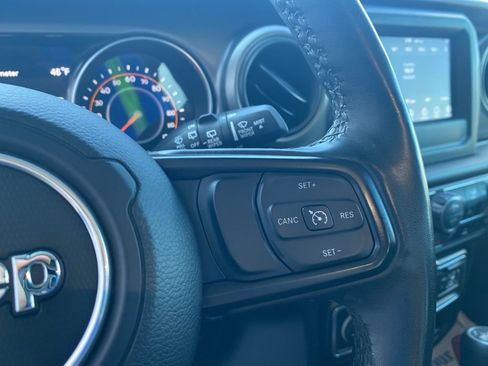 Certified 2022 Jeep Wrangler Unlimited Sport image 22