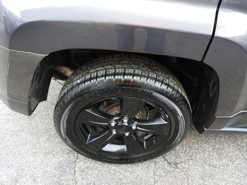 Used 2015 Jeep Patriot Sport w/ Power Value Group image 12