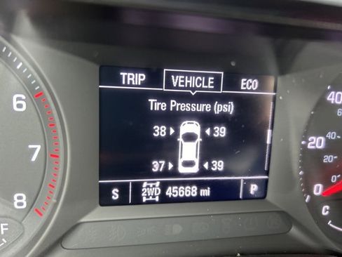 Used 2021 Chevrolet TrailBlazer LT w/ Convenience Package image 12