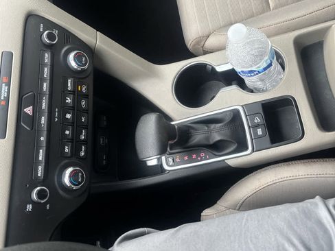 Used 2021 Kia Sportage LX w/ LX Fwd Popular Package image 14