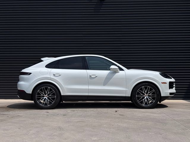 Certified 2026 Porsche Cayenne Coupe AWD/4WD image 8
