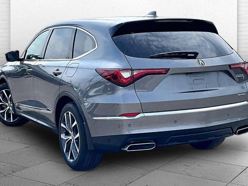 Used 2024 Acura MDX SH-AWD w/ Technology Package image 10