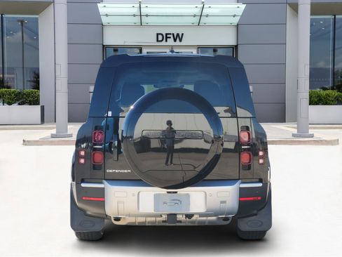 Certified 2025 Land Rover Defender 130 S image 6