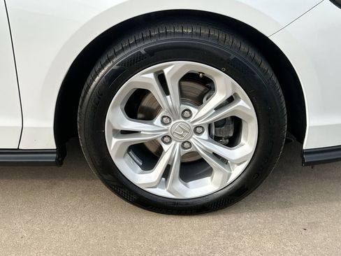 Used 2024 Honda Accord LX image 10