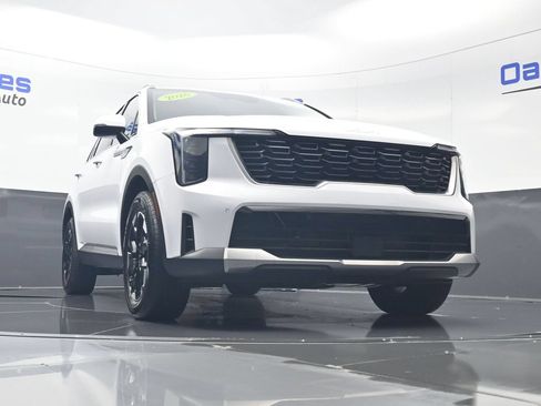 Certified 2026 Kia Sorento S FWD image 39
