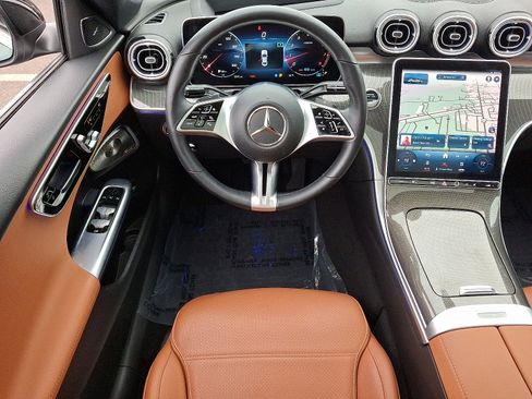 Certified 2022 Mercedes-Benz C 300 4MATIC Sedan image 11