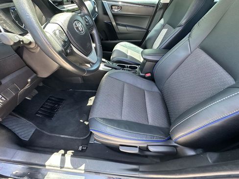 Used 2019 Toyota Corolla SE FWD image 14