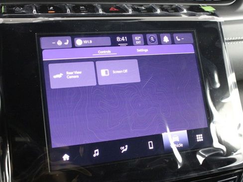 New 2025 Jeep Grand Cherokee Altitude image 38