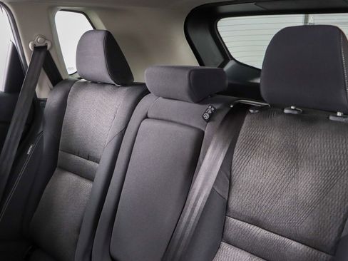 Used 2024 Nissan Rogue SV image 24