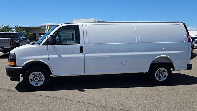 New 2026 GMC Savana 3500 Extended RWD image 6
