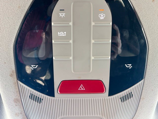 Used 2025 Kia K4 FWD image 11