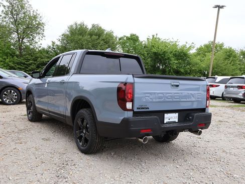 New 2026 Honda Ridgeline Black Edition image 4