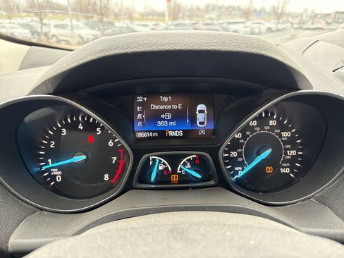 Used 2019 Ford Escape SE image 20