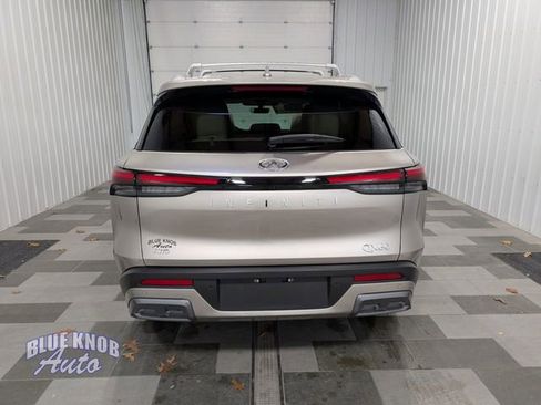 Used 2025 INFINITI QX60 Sensory image 3