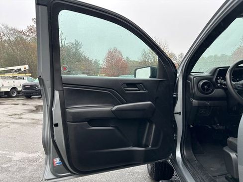 Used 2024 Chevrolet Colorado Trail Boss image 22