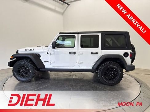 Used 2021 Jeep Wrangler Unlimited Sport AWD/4WD image 4