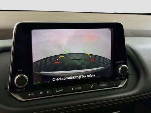 Used 2023 Nissan Rogue SV w/ SV Premium B Package FWD image 22