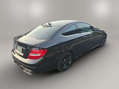 Used 2013 Mercedes-Benz C 250 Coupe image 5