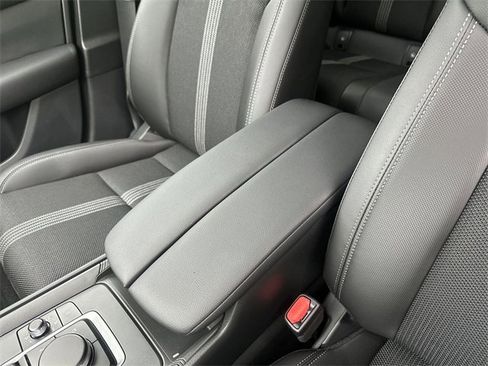 Used 2025 MAZDA CX-50 AWD 2.5 S w/ Weather Package image 21