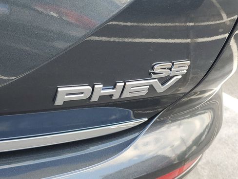 New 2025 Mitsubishi Outlander SE image 28