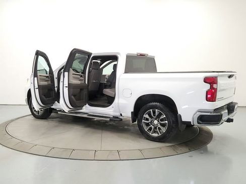 Used 2023 Chevrolet Silverado 1500 LT w/ Z71 Off-Road Package AWD/4WD image 13