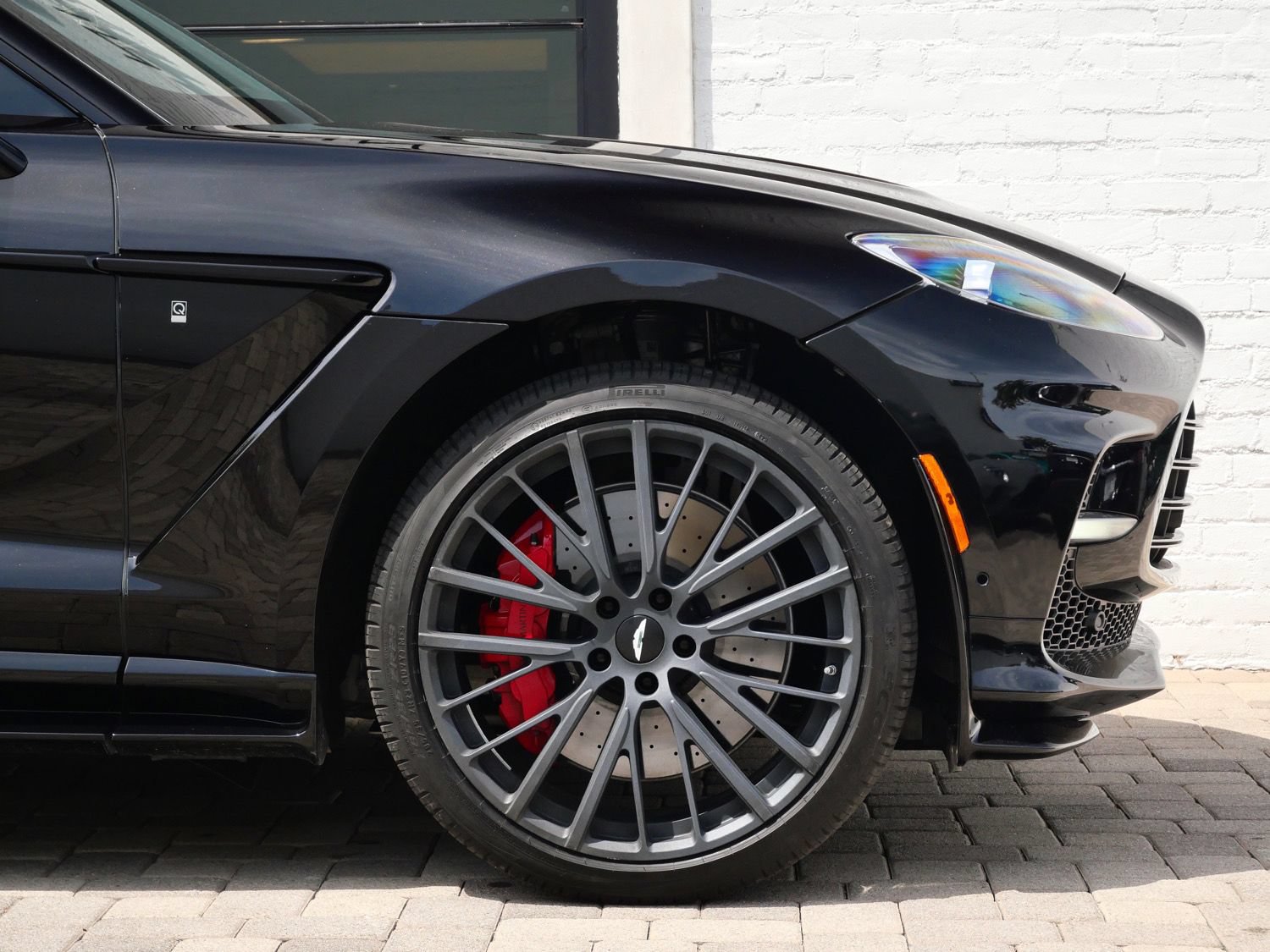 Used 2024 Aston Martin DBX 707 AWD/4WD image 4