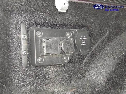 Used 2022 RAM 3500 Laramie AWD/4WD image 10