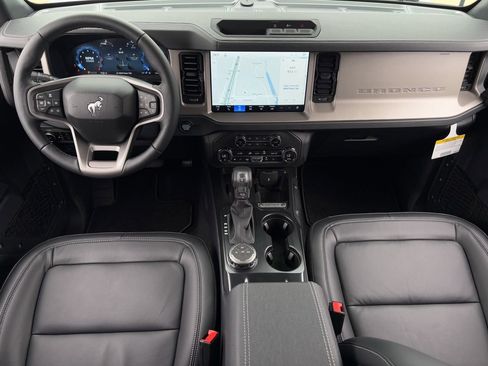 New 2026 Ford Bronco Outer Banks AWD/4WD image 10