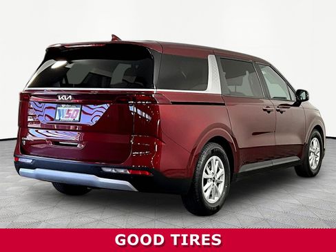 Used 2024 Kia Carnival LX FWD image 6