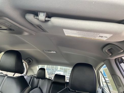 Used 2024 Toyota Camry SE image 28