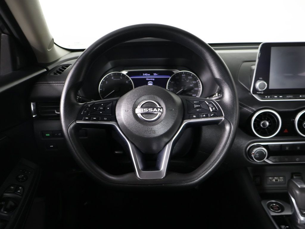 Used 2025 Nissan Sentra SV FWD image 38