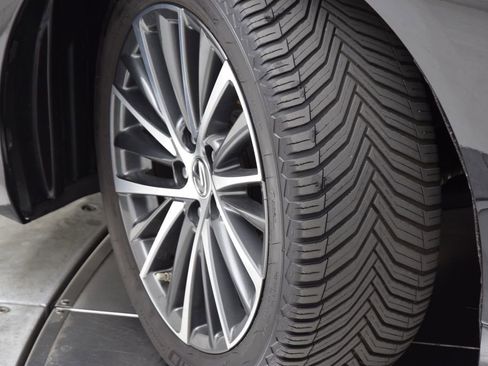 Used 2023 Lexus ES 350 w/ Premium Package image 28