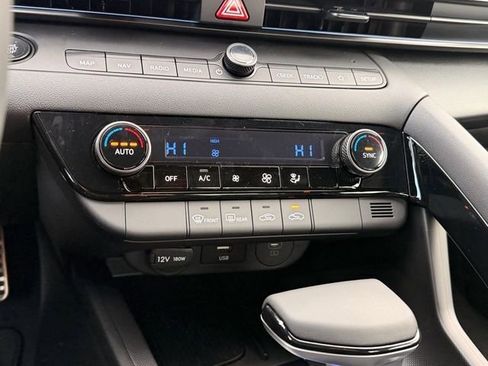 New 2026 Hyundai Elantra Sport FWD image 20