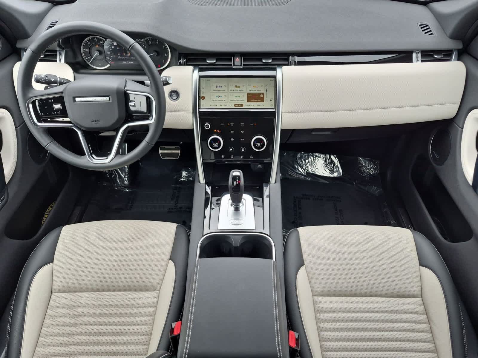 Certified 2023 Land Rover Discovery Sport SE R-Dynamic AWD/4WD image 15