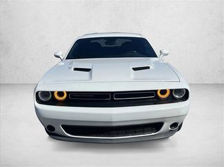 Used 2020 Dodge Challenger SXT video 2