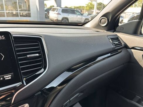 Used 2025 Honda Ridgeline Black Edition image 41